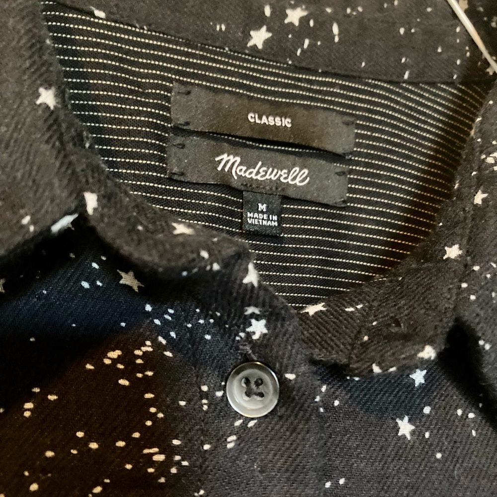 Star pattern button up